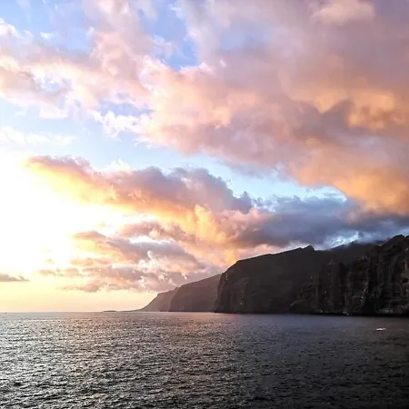 Aportamentos Los Gigantes